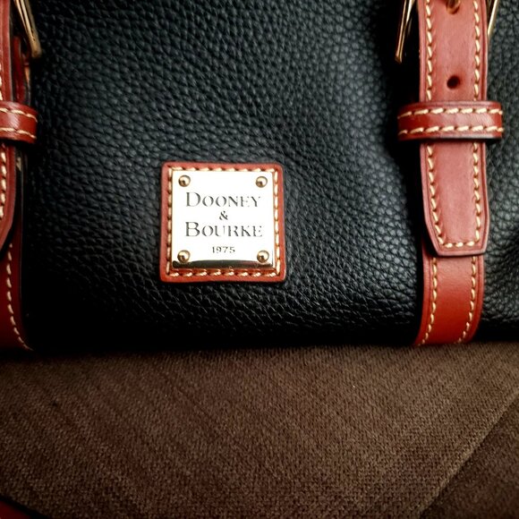 Dooney & Bourke Pebble Grain Leather Satchel Black & Brown. Excellent condition - Picture 7 of 7